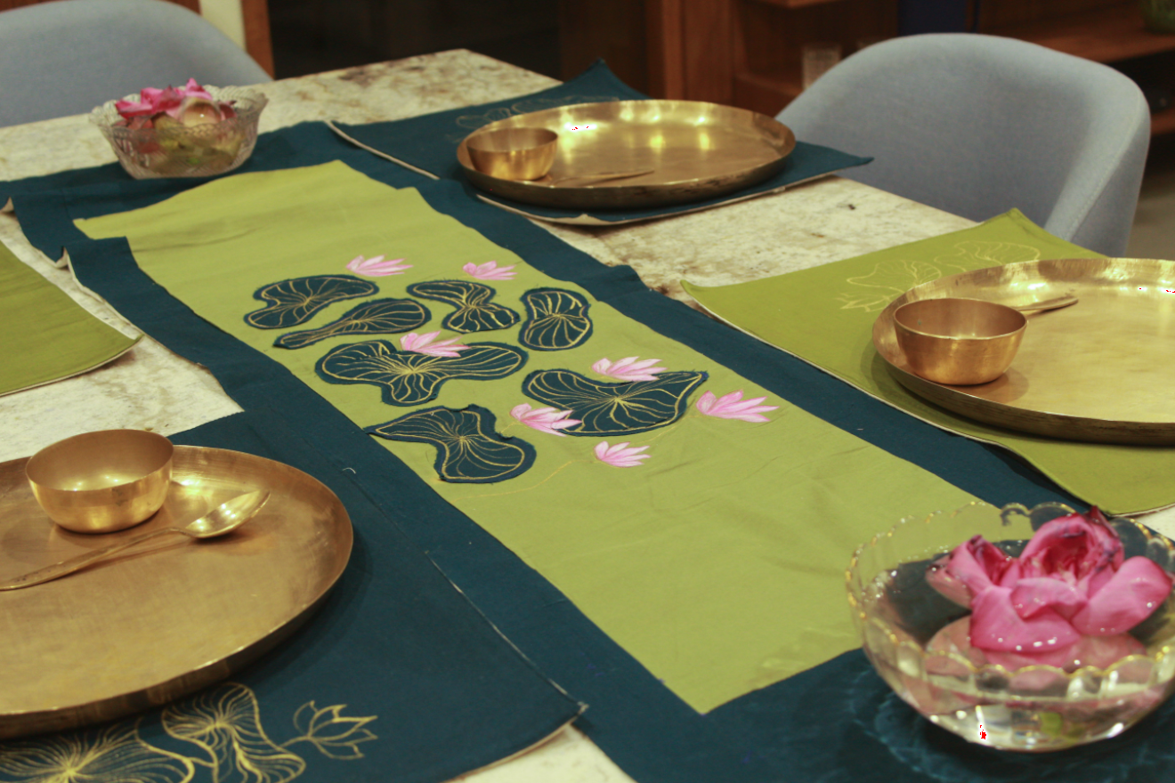 Kamal Kund Table Runner